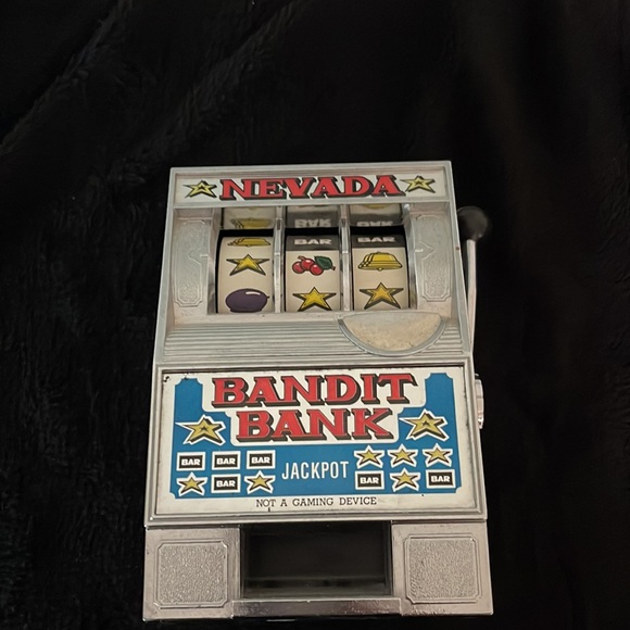 Bandit bank small piggy banks - Picture 2 of 8